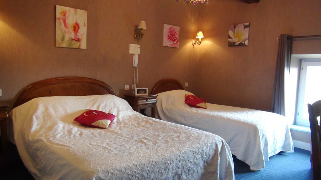 Hotel Le Clos Du Montvinage Étréaupont Værelse billede