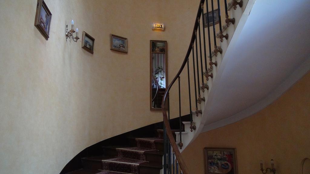 Hotel Le Clos Du Montvinage Étréaupont Eksteriør billede